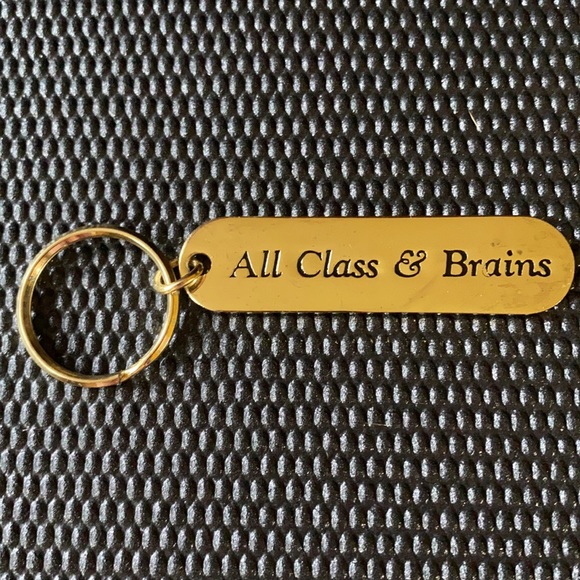All Class & Brains Goldtone Keychain Unisex - Picture 1 of 4